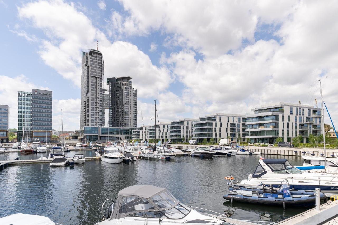 Yacht Park With Sea View By Lion Apartments Gdynia Exteriör bild