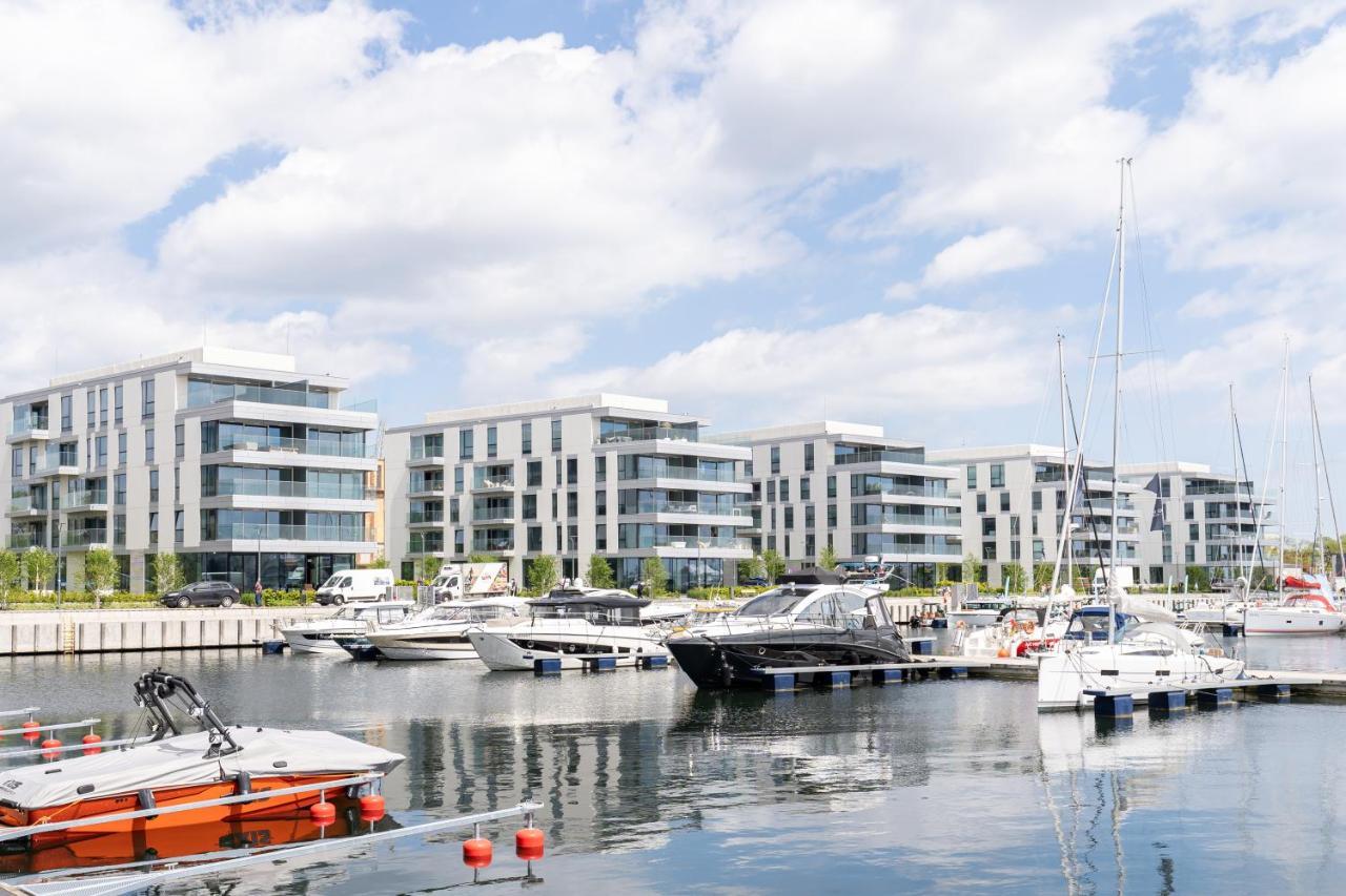 Yacht Park With Sea View By Lion Apartments Gdynia Exteriör bild